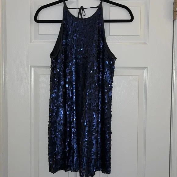 FOREVER 21 blue sequin shift dress